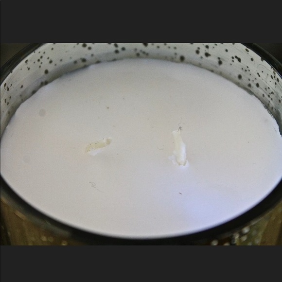 DW HOME CANDLE GOLDEN PINE RICHLY SCENTED HOLIDAY NEW - Picture 2 of 4